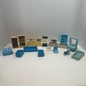 VINTAGE ARCO plastic dollhouse doll furniture lot toys